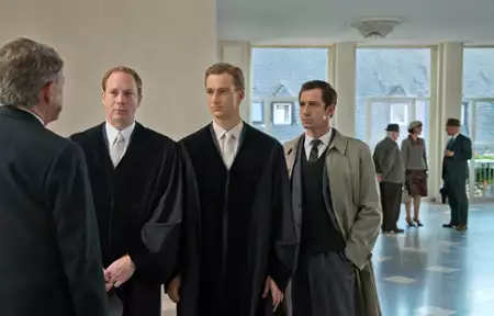 Labirynt kłamstw - galeria zdjęć - filmweb