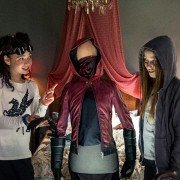 Invisible Sue - galeria zdjęć - filmweb