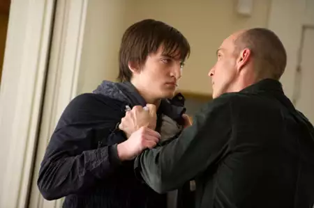 Continuum: Ocalić przyszłość - galeria zdjęć - filmweb
