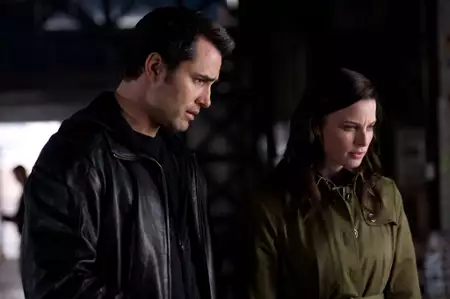Continuum: Ocalić przyszłość - galeria zdjęć - filmweb