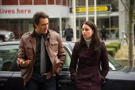 Continuum: Ocalić przyszłość - galeria zdjęć - filmweb