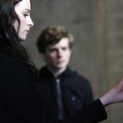 Continuum - galeria zdjęć - filmweb