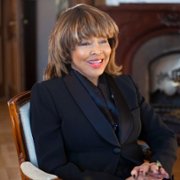 Tina - galeria zdjęć - filmweb
