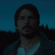 Below - galeria zdjęć - filmweb