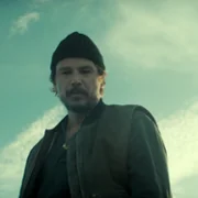 Below - galeria zdjęć - filmweb