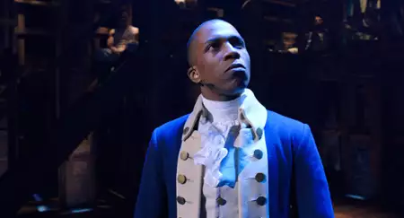 Hamilton - galeria zdjęć - filmweb