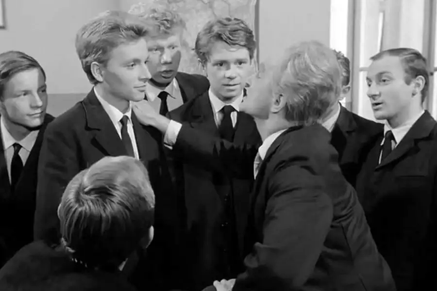 Szatan z 7-ej klasy - galeria zdjęć - filmweb