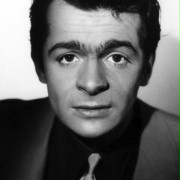 Guy S&eacute;n&eacute;chal, brat Malou