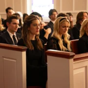 Regretting You - galeria zdjęć - filmweb