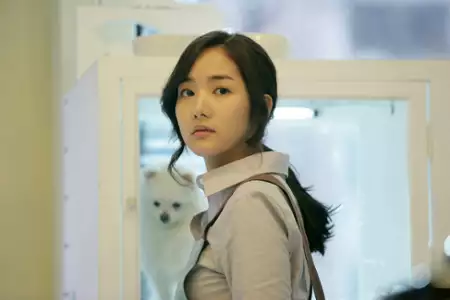 Go-hyang-i: Jook-eum-eul Bo-neun Doo Gae-eui Noon - galeria zdjęć - filmweb