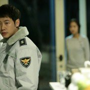 Go-hyang-i: Jook-eum-eul Bo-neun Doo Gae-eui Noon - galeria zdjęć - filmweb