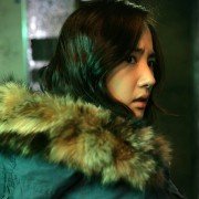 Go-hyang-i: Jook-eum-eul Bo-neun Doo Gae-eui Noon - galeria zdjęć - filmweb