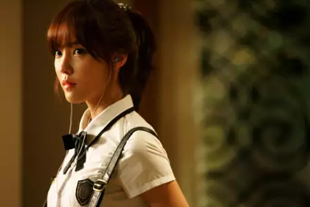 Gisaeng Ryung - galeria zdjęć - filmweb
