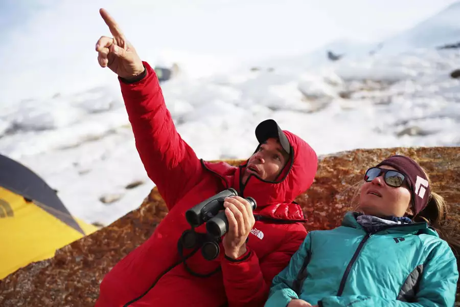 Alex Honnold: misja na Grenlandii - galeria zdjęć - filmweb