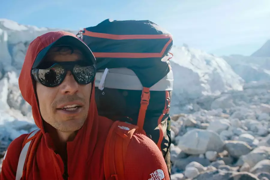 Alex Honnold: misja na Grenlandii - galeria zdjęć - filmweb