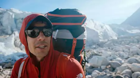 Alex Honnold: misja na Grenlandii - galeria zdjęć - filmweb