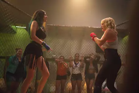 Babski krąg - galeria zdjęć - filmweb