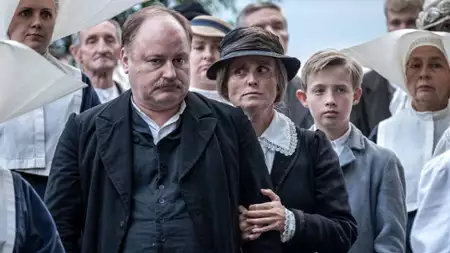 Stulecie Winnych - galeria zdjęć - filmweb