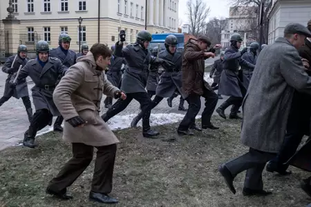 Stulecie Winnych - galeria zdjęć - filmweb