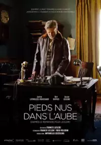Plakat filmu Pieds nus dans l'aube