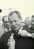 plakat filmu Willy Brandt. Osobowość stulecia