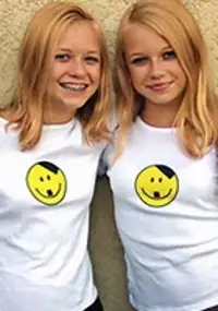 Plakat filmu Nazi Pop Twins