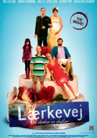 Plakat filmu L&aelig;rkevej - til d&oslash;den os skiller