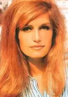 plakat filmu Dalida, une femme dévoilée