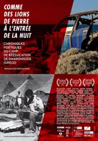 Plakat filmu Comme des lions de pierre à l'entrée de la nuit