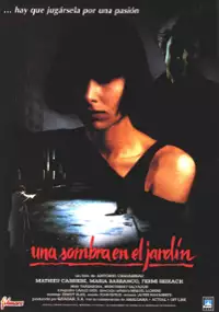 Plakat filmu Una Ombra en el jardí