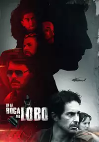 Plakat serialu En la boca del lobo