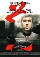 plakat filmu Między złem a głębokim błękitnym oceanem
