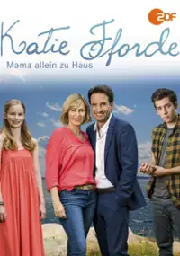 Plakat filmu Katie Fforde: Mama sama w domu