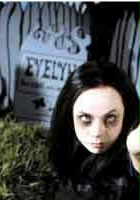 plakat filmu Evelyn: The Cutest Evil Dead Girl