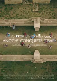 Plakat filmu Anoche conquist&eacute; Tebas