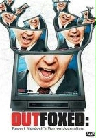 plakat filmu Wojna Ruperta Murdocha z dziennikarzami
