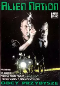 Plakat filmu Obcy przybysze