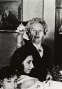 Plakat filmu Rodzinny album