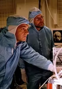 Plakat filmu Chmury słuchają się gwiazd