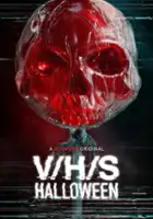 plakat filmu V/H/S/Halloween
