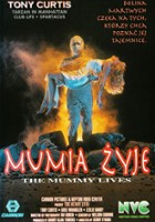 plakat filmu Mumia żyje