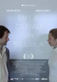Plakat filmu En la ciudad sin brújula