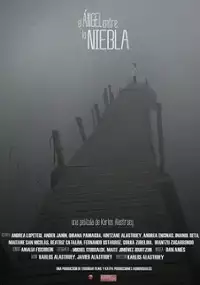 Plakat filmu El Ángel entre la niebla