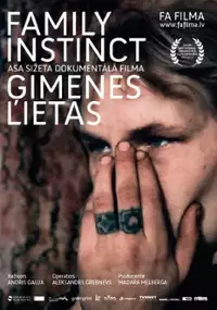 Plakat filmu Instynkt rodzinny