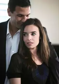 Plakat serialu Douce France