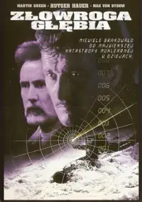 Plakat filmu Złowroga głębia