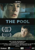 plakat filmu The Pool