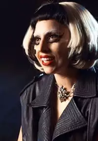 Plakat filmu Lady Gaga: Inside the Outside
