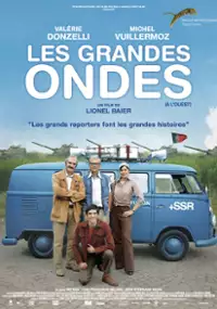 Plakat filmu Les Grandes Ondes (à l'ouest)