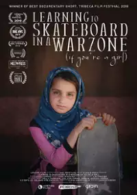 Plakat filmu Skateboard w strefie wojennej (gdy jesteś dziewczyną)
